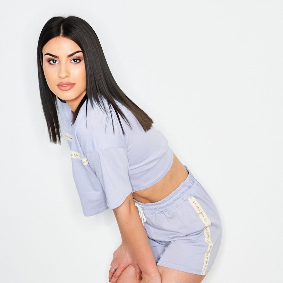 Ljubičasti pamučni komplet – crop top i kratke hlače