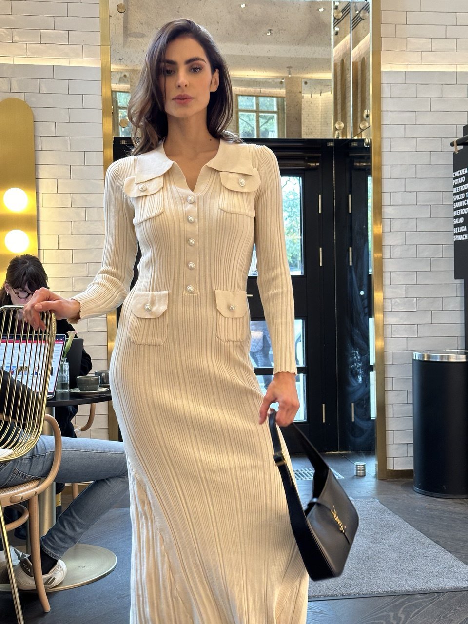 Bež rebrasta knit haljina – Soft Power look